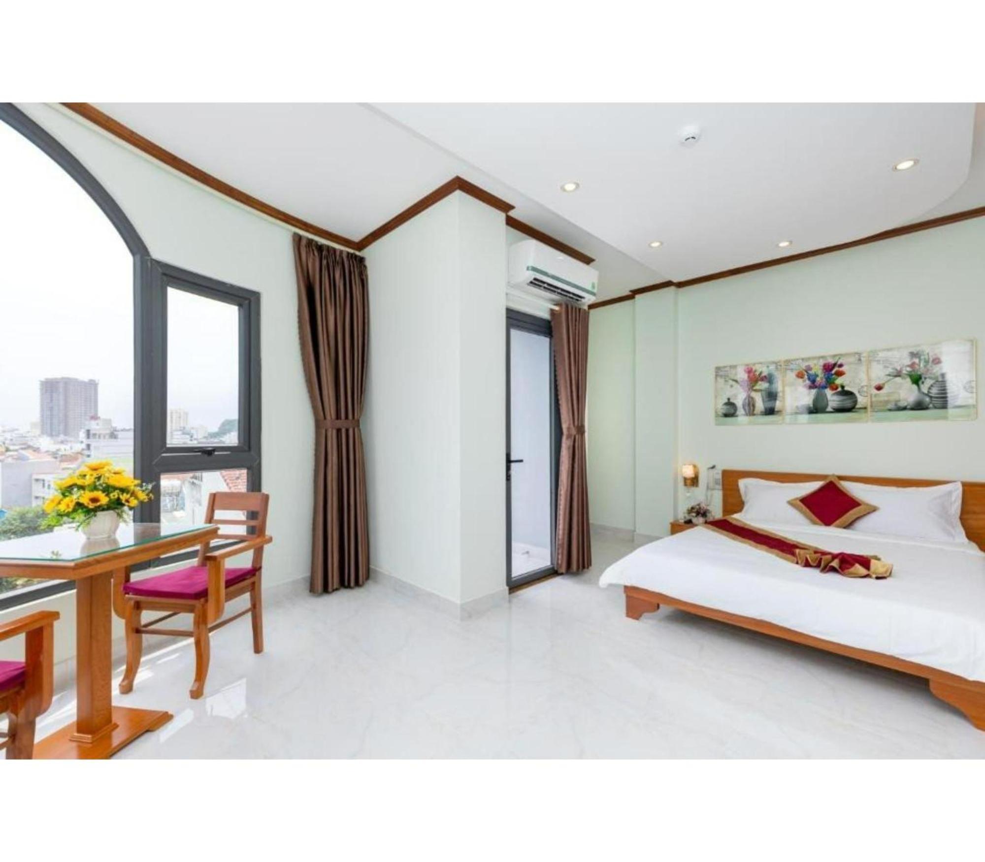 Oyo 1216 Ha Hotel Vung Tau Exterior foto